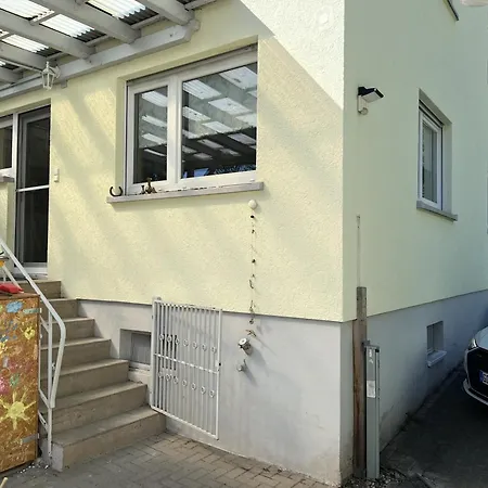 Traumhaftes Uebernachten Im Gruenen Apartment *