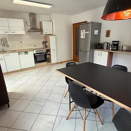 Traumhaftes Uebernachten Im Gruenen